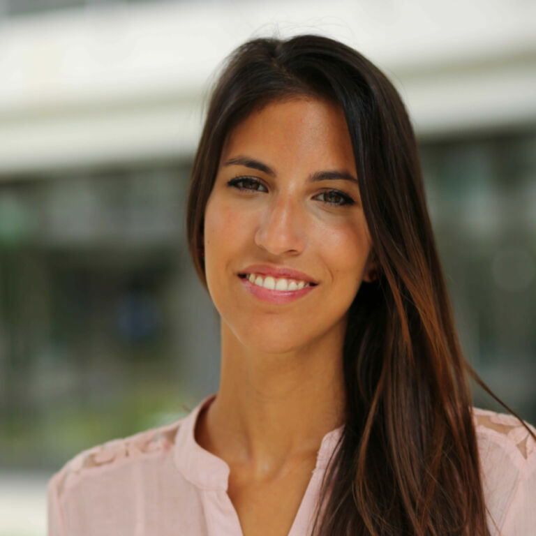 Joana Profile Pic